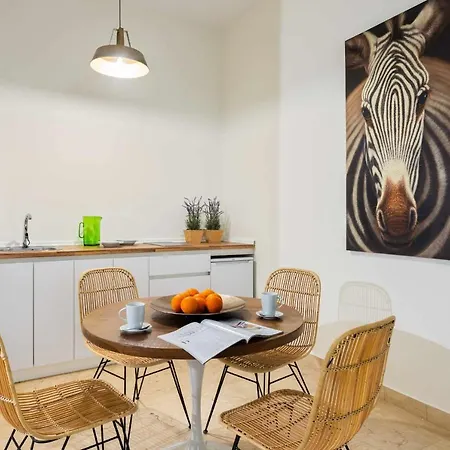 Monkeys Loft Pureza Sevilla